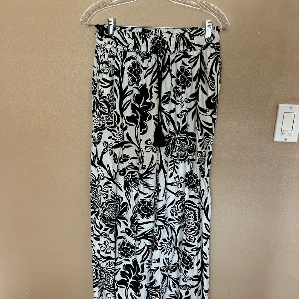 Floral Black and White Women's Pants